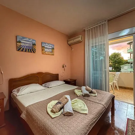 Apartments Elkom Ulcinj Exterior photo